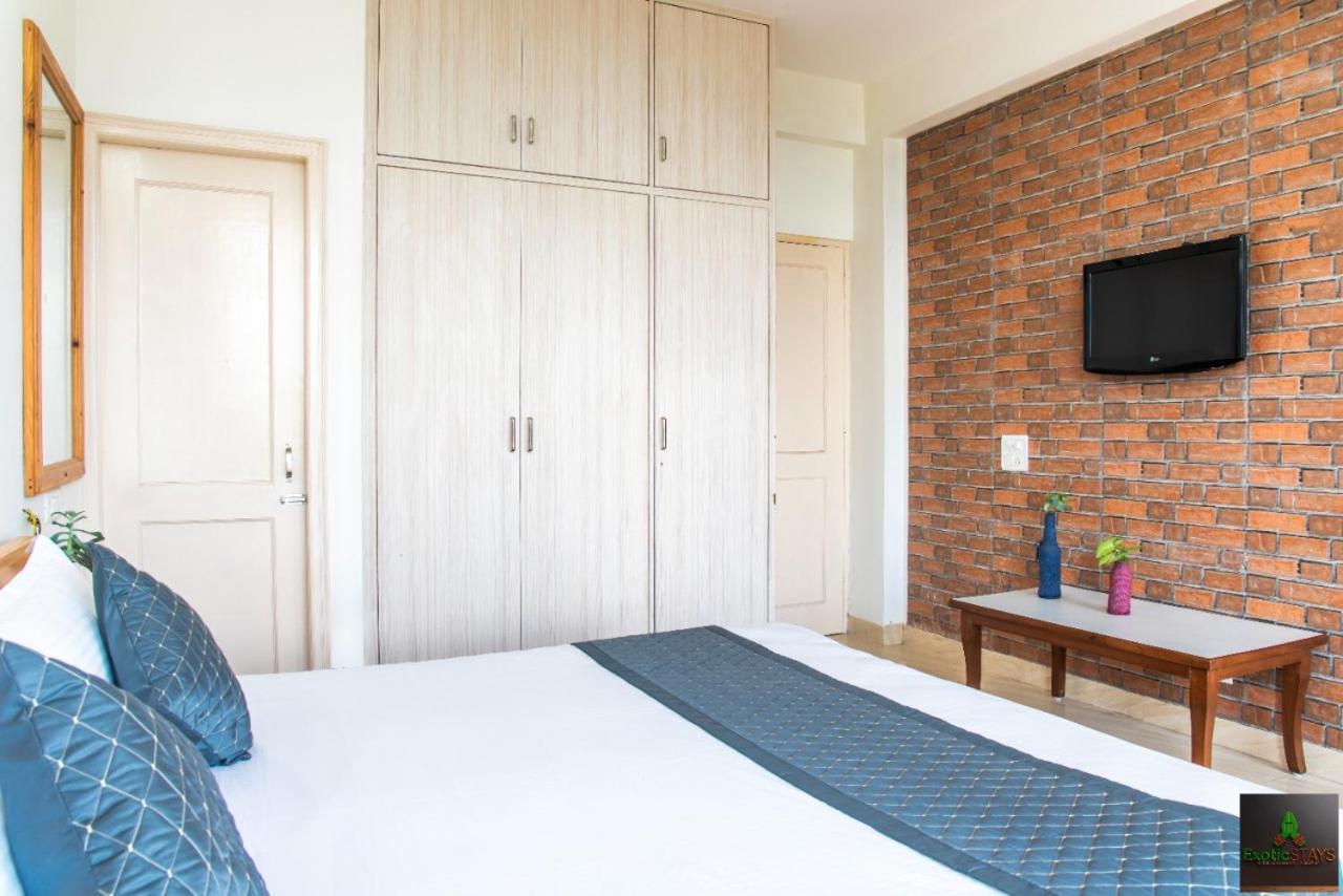 The Western Heights: Peaceful Family Apartments with Private Balconies Kasauli Exterior photo