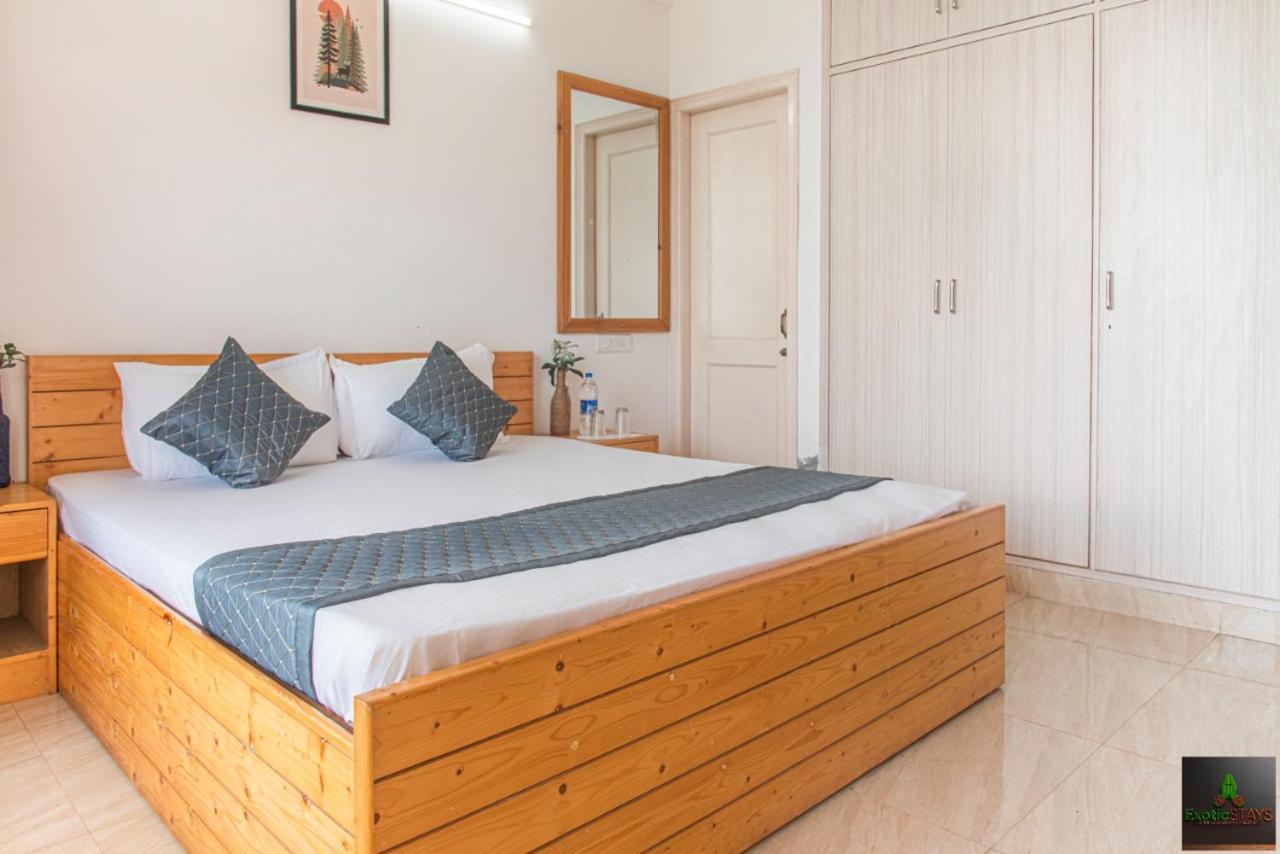The Western Heights: Peaceful Family Apartments with Private Balconies Kasauli Exterior photo
