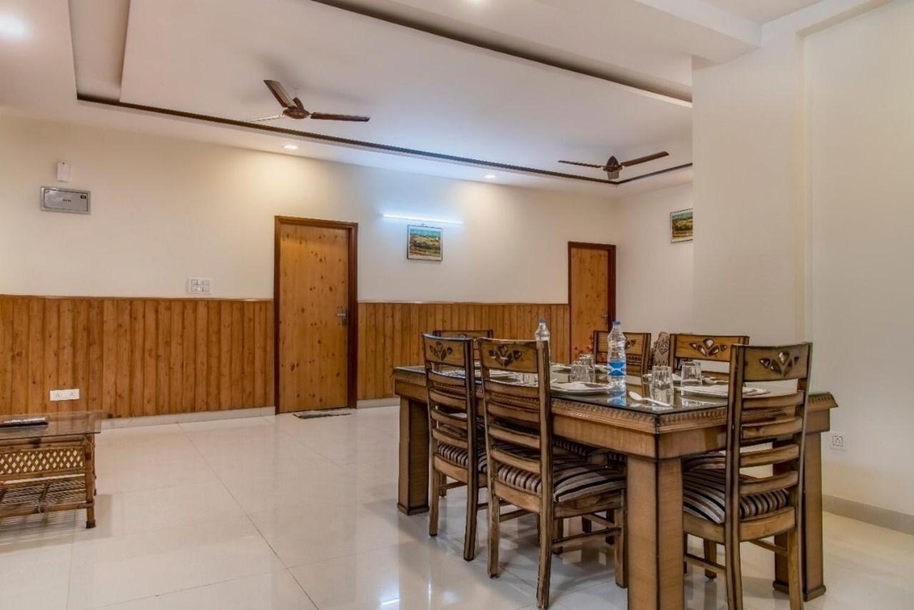 The Western Heights: Peaceful Family Apartments with Private Balconies Kasauli Exterior photo